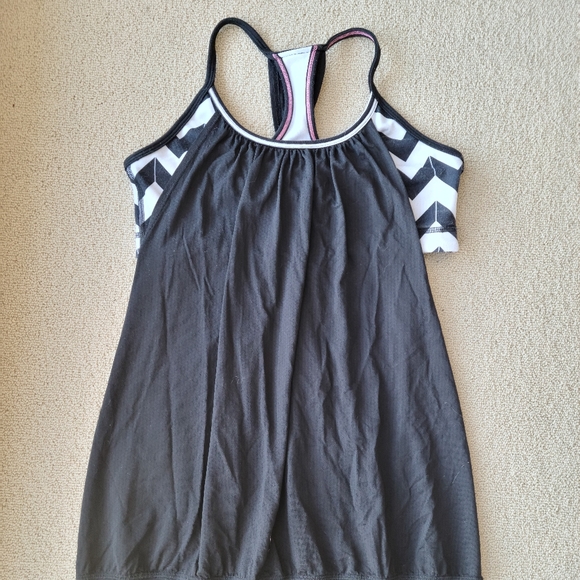 Lululemon with built in bra